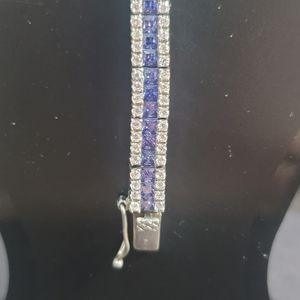 B121 Blue and white sapphire tennis bracelet